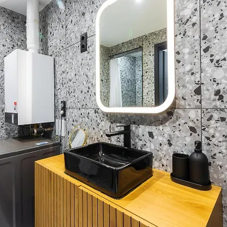 Luxury Peaceful Nest By The St Stephen's Basilica Appartamento Budapest