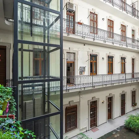 Appartamento Luxury Peaceful Nest By The St Stephen's Basilica Budapest