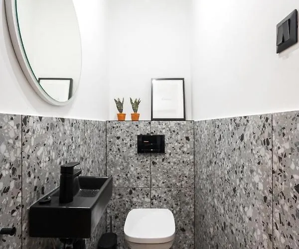 Luxury Peaceful Nest By The St Stephen's Basilica Lägenhet