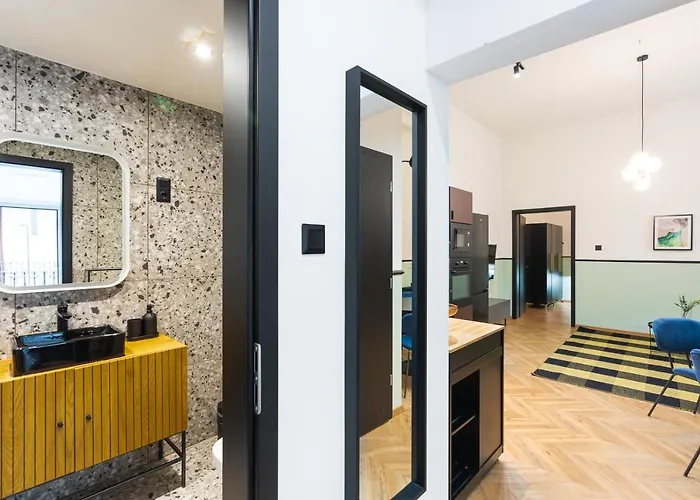 Luxury Peaceful Nest By The St Stephen's Basilica