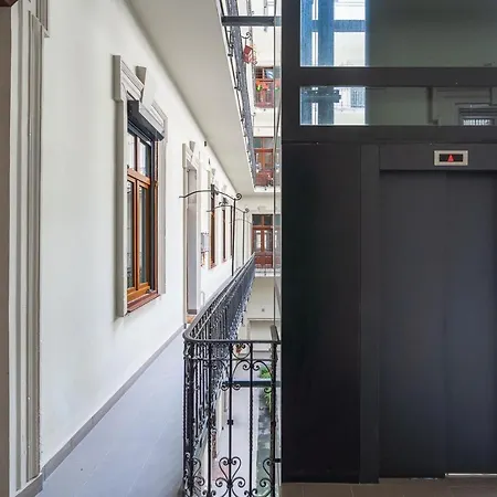 Luxury Peaceful Nest By The St Stephen's Basilica Apartamento *