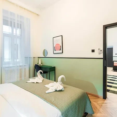 Luxury Peaceful Nest By The St Stephen's Basilica *