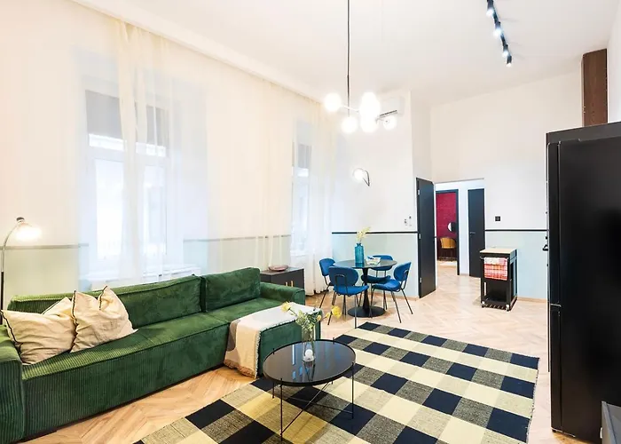 Luxury Peaceful Nest By The St Stephen's Basilica *